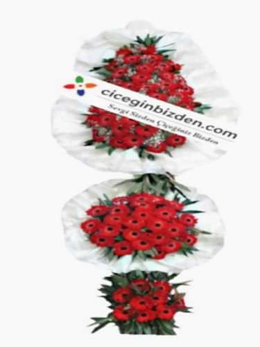 Üç Katlı Kırmızı Gerbera Sepet